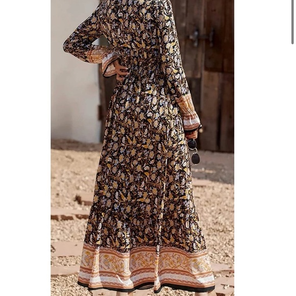 Cream and Brown Long Sleeve Sundress with V-Neck - Picture 4 of 5